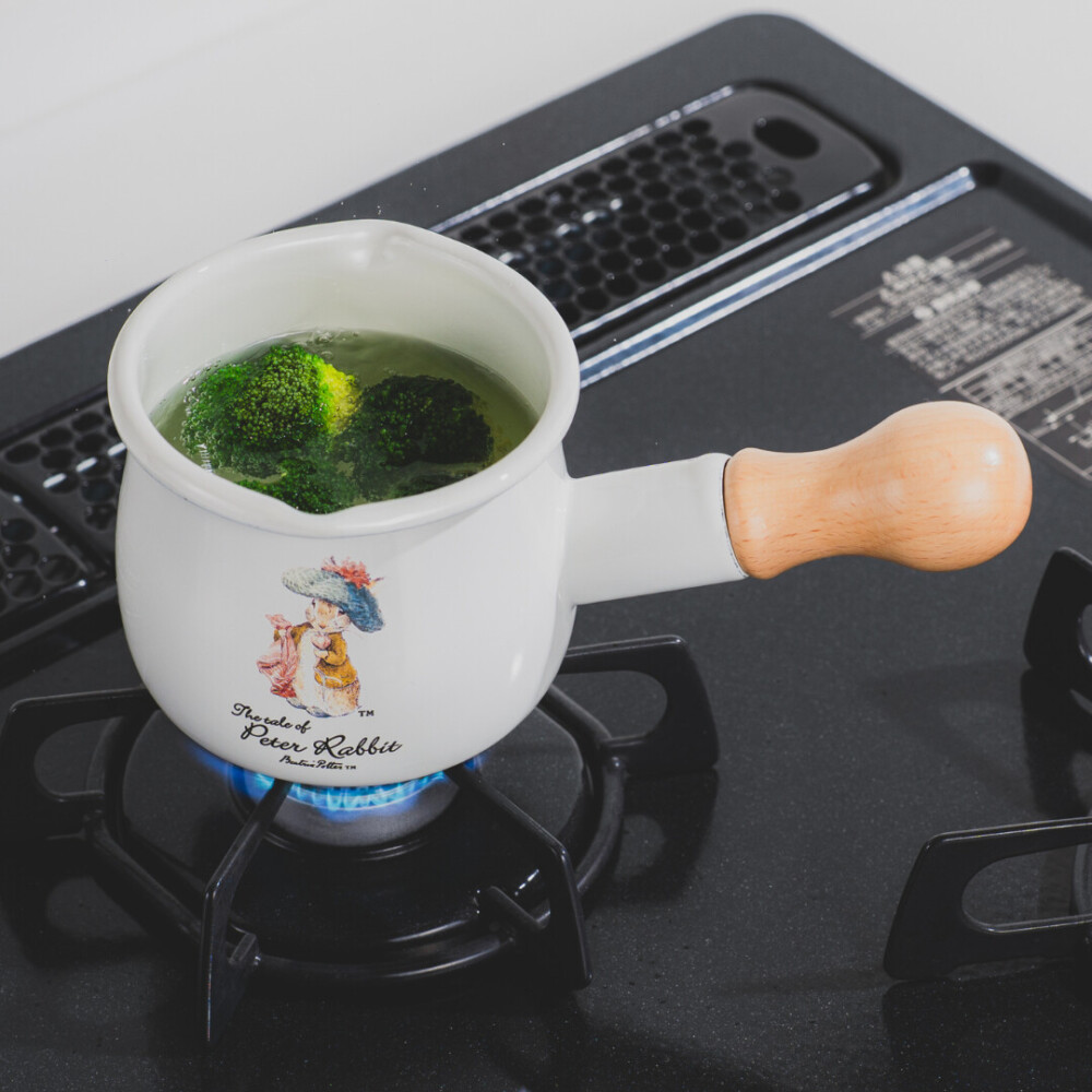 【ピーターラビット】ホーロープチミルクパン